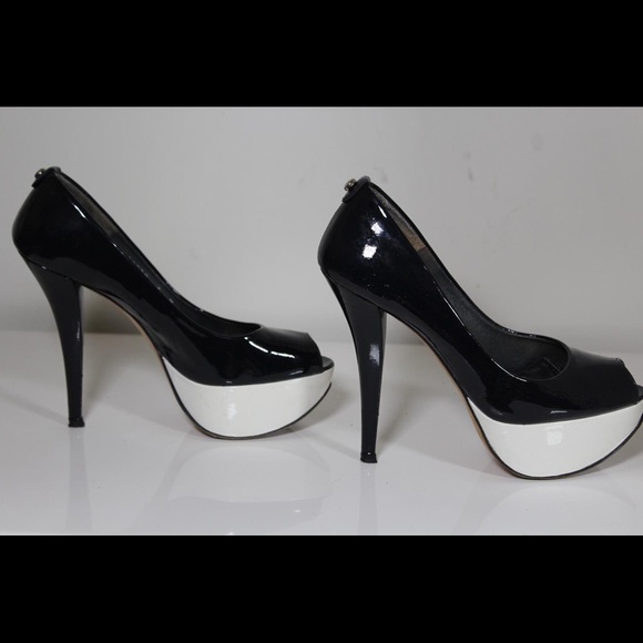 Stuart Weitzman Heel - Picture 4 of 5